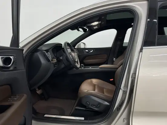 VOLVO-XC60-2.0 T8 RECHARGE PLUS AWD GEARTRONIC VOLVO-XC60-2023