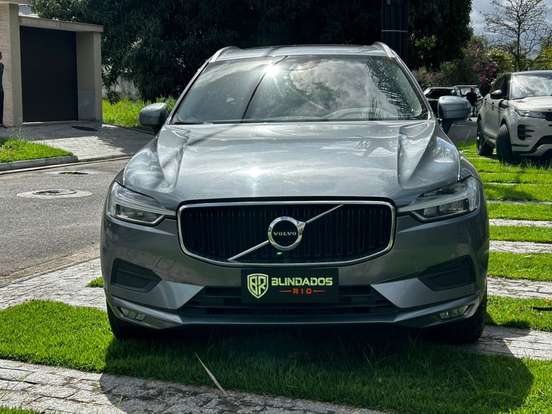 VOLVO-XC60-2.0 T5 GASOLINA MOMENTUM AWD GEARTRONIC VOLVO-XC60-2017