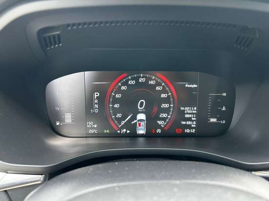 VOLVO-XC60-2.0 T5 GASOLINA MOMENTUM AWD GEARTRONIC VOLVO-XC60-2017