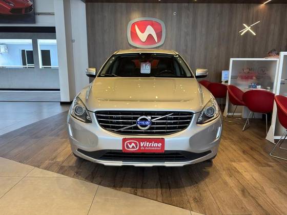 VOLVO XC60 2.0 T5 KINETIC GASOLINA 4P AUTOMÁTICO