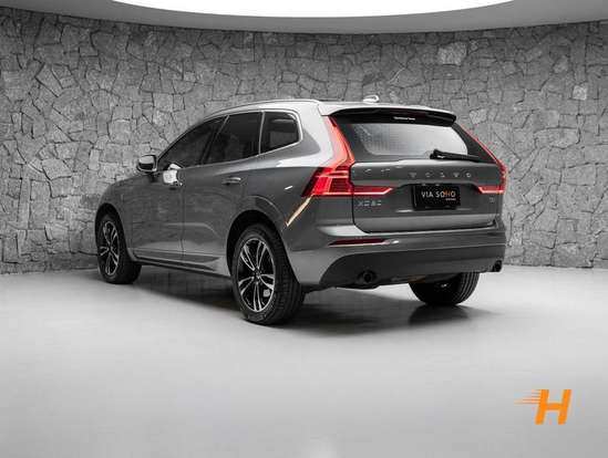 VOLVO-XC60-2.0 T8 HYBRID MOMENTUM AWD GEARTRONIC VOLVO-XC60-2020