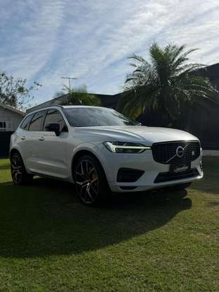 VOLVO-XC60-2019