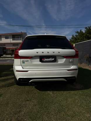 VOLVO-XC60-2019