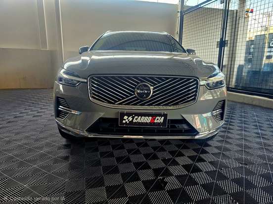VOLVO-XC60-2025