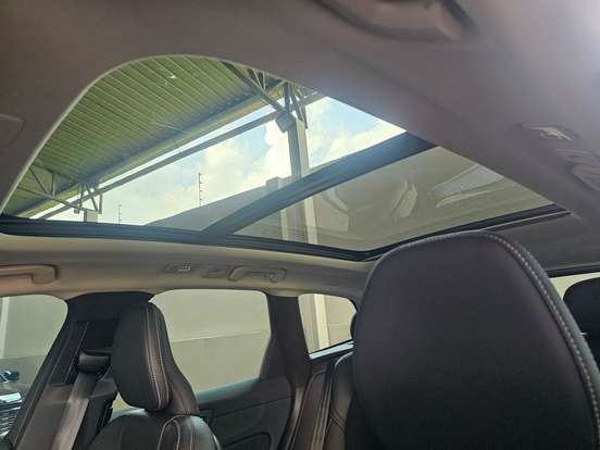 VOLVO-XC60-2025