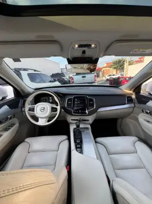 VOLVO-XC90-2.0 T6 GASOLINA MOMENTUM AWD GEARTRONIC VOLVO-XC90-2017
