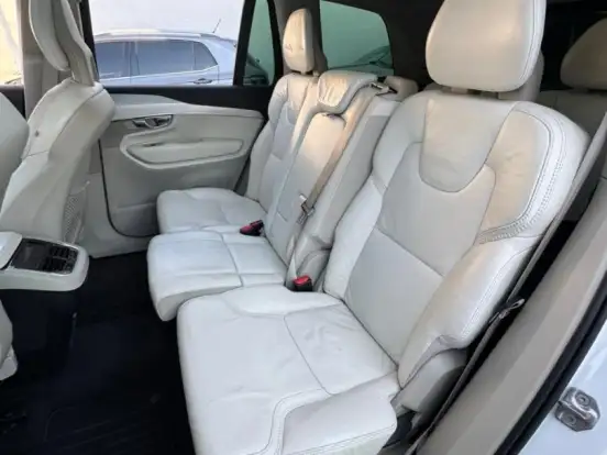 VOLVO-XC90-2.0 T6 GASOLINA MOMENTUM AWD GEARTRONIC VOLVO-XC90-2017