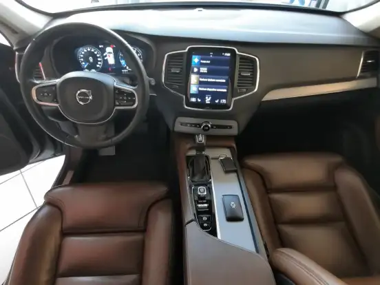 VOLVO-XC90-2.0 T6 GASOLINA MOMENTUM AWD GEARTRONIC VOLVO-XC90-2020