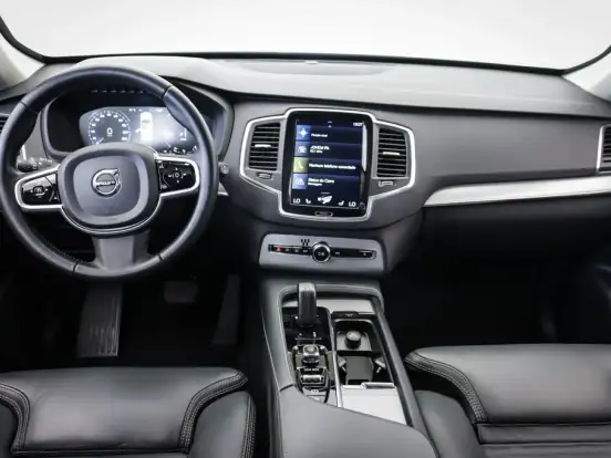 VOLVO-XC90-2.0 T8 HYBRID MOMENTUM AWD GEARTRONIC VOLVO-XC90-2019