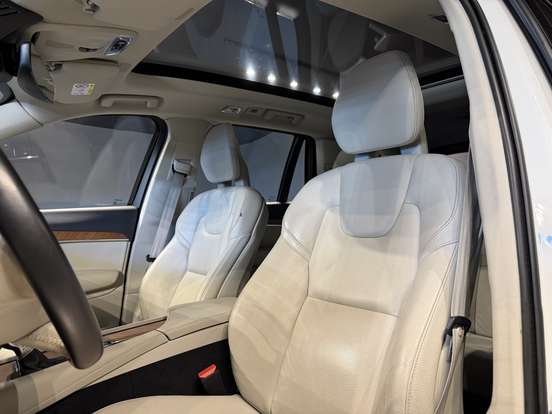 VOLVO-XC90-2.0 T6 GASOLINA MOMENTUM AWD GEARTRONIC VOLVO-XC90-2020