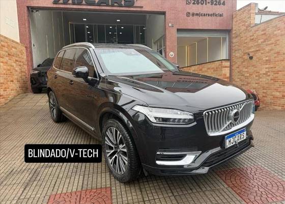 VOLVO XC90 2.0 T8 HYBRID MOMENTUM AWD GEARTRONIC