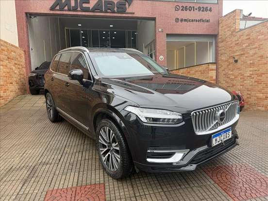 VOLVO-XC90-2020