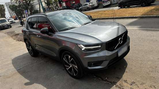 VOLVO-XC40-2.0 T5 GASOLINA R-DESIGN AWD GEARTRONIC VOLVO-XC40-2018