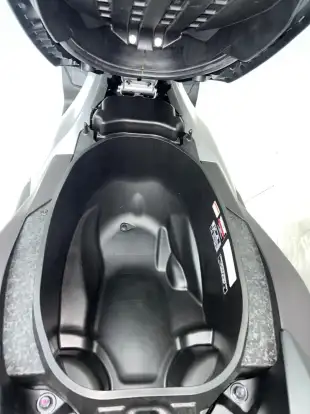 YAMAHA-NMAX CONNECTED 160 ABS-2026
