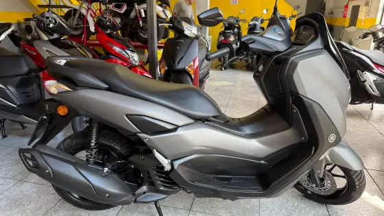 YAMAHA NMAX CONNECTED 160 SE ABS 