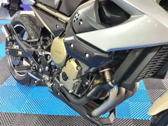 YAMAHA-XJ6 N YAMAHA-XJ6 N-2010