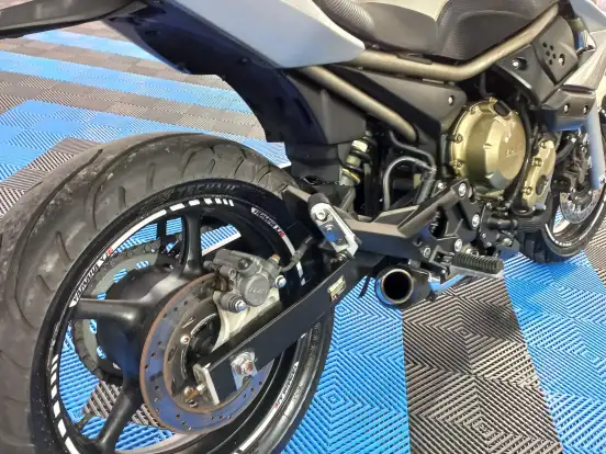 YAMAHA-XJ6 N YAMAHA-XJ6 N-2010
