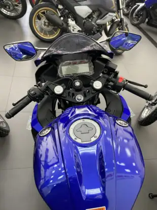 YAMAHA-YZF R15-2026