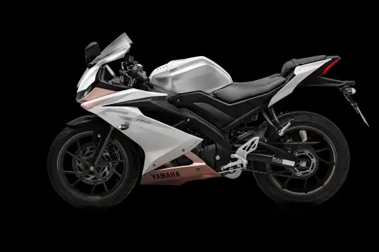 YAMAHA-YZF R15-2026
