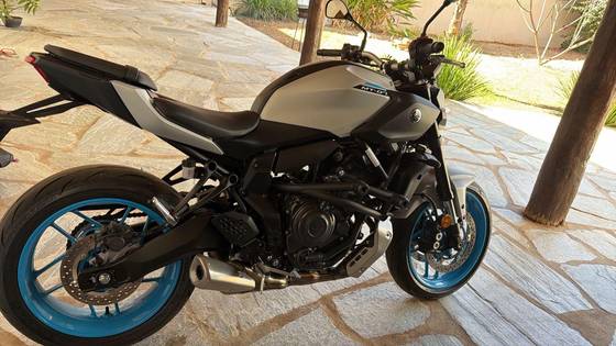 YAMAHA MT-07 CONNECTED ABS 