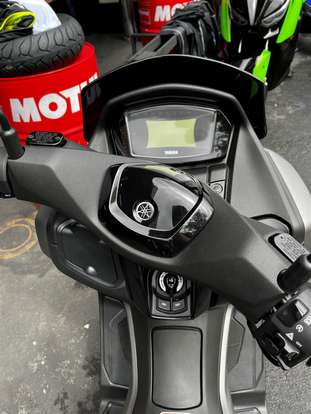 YAMAHA-NMAX CONNECTED 160 SE ABS-2022