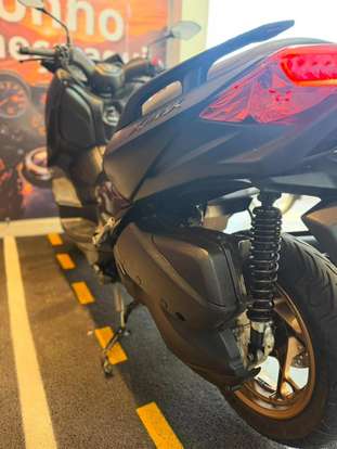 YAMAHA-XMAX ABS-2024