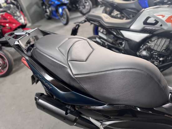 YAMAHA-XMAX ABS-2024
