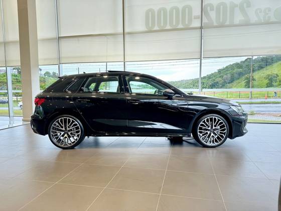 AUDI A3 2.0 40 TFSI GASOLINA SPORTBACK PERFORMANCE BLACK S-TRONIC