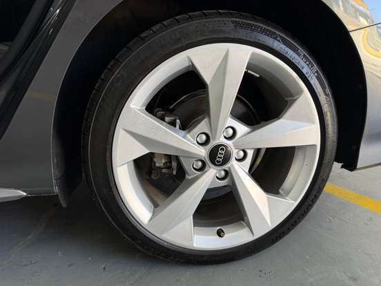 AUDI-A3-2023