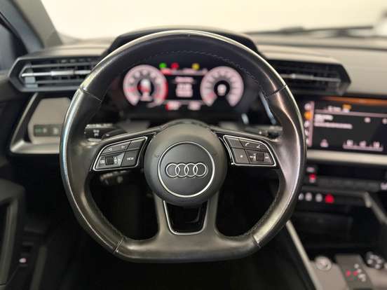 AUDI-A3-2023