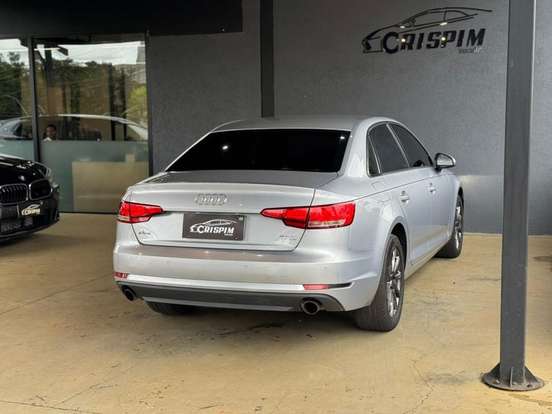 AUDI-A4-2018