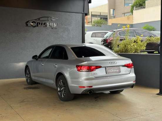 AUDI-A4-2018