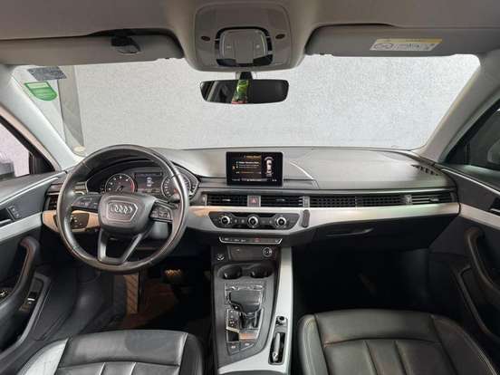 AUDI-A4-2018