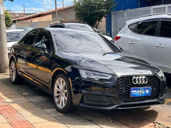 AUDI-A4-2019