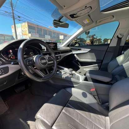 AUDI-A4-2017