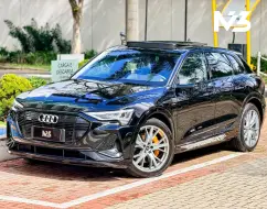 AUDI E-TRON ELÉTRICO PERFORMANCE BLACK QUATTRO AUDI E-TRON ELÉTRICO PERFORMANCE BLACK QUATTRO