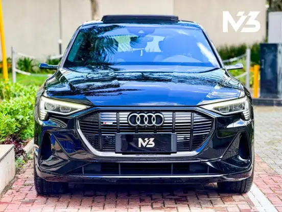 AUDI-E-TRON-ELÉTRICO PERFORMANCE BLACK QUATTRO AUDI-E-TRON-2020