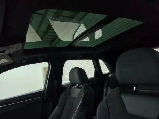 AUDI-Q3-2021