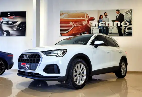 AUDI-Q3-2021