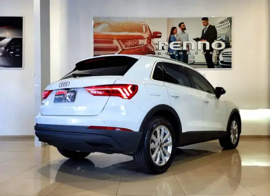 AUDI-Q3-2021