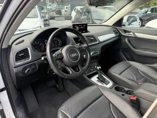 AUDI-Q3-2018