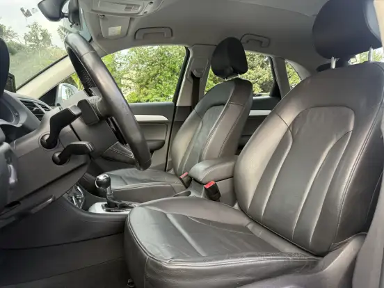 AUDI-Q3-2018