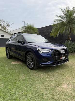 AUDI-Q3-2021
