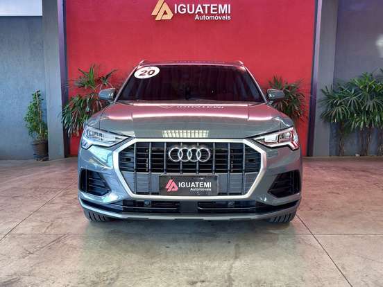 AUDI-Q3-2019