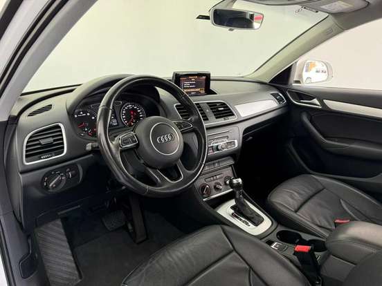 AUDI-Q3-2016