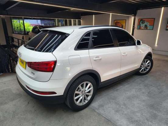 AUDI-Q3-2016