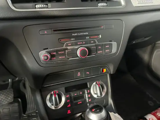 AUDI-Q3-2014