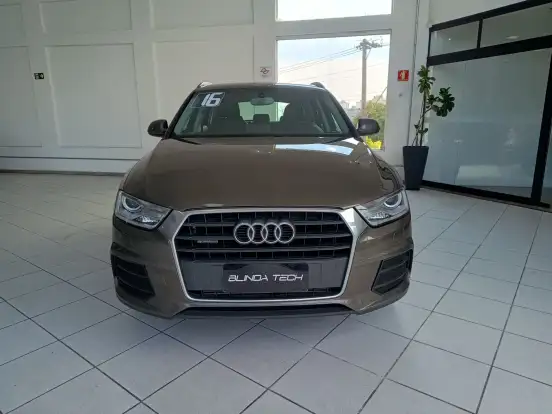 AUDI-Q3-2015