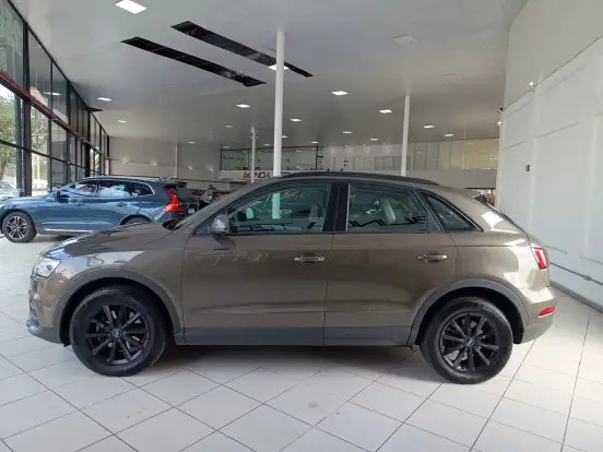 AUDI-Q3-2.0 TFSI ATTRACTION QUATTRO 4P GASOLINA S TRONIC AUDI-Q3-2015
