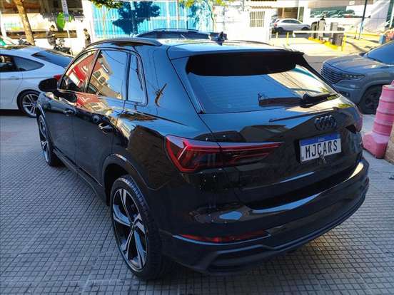 AUDI-Q3-2.0 40 TFSI GASOLINA PERFORMANCE BLACK PLUS QUATTRO TIPTRONIC AUDI-Q3-2024